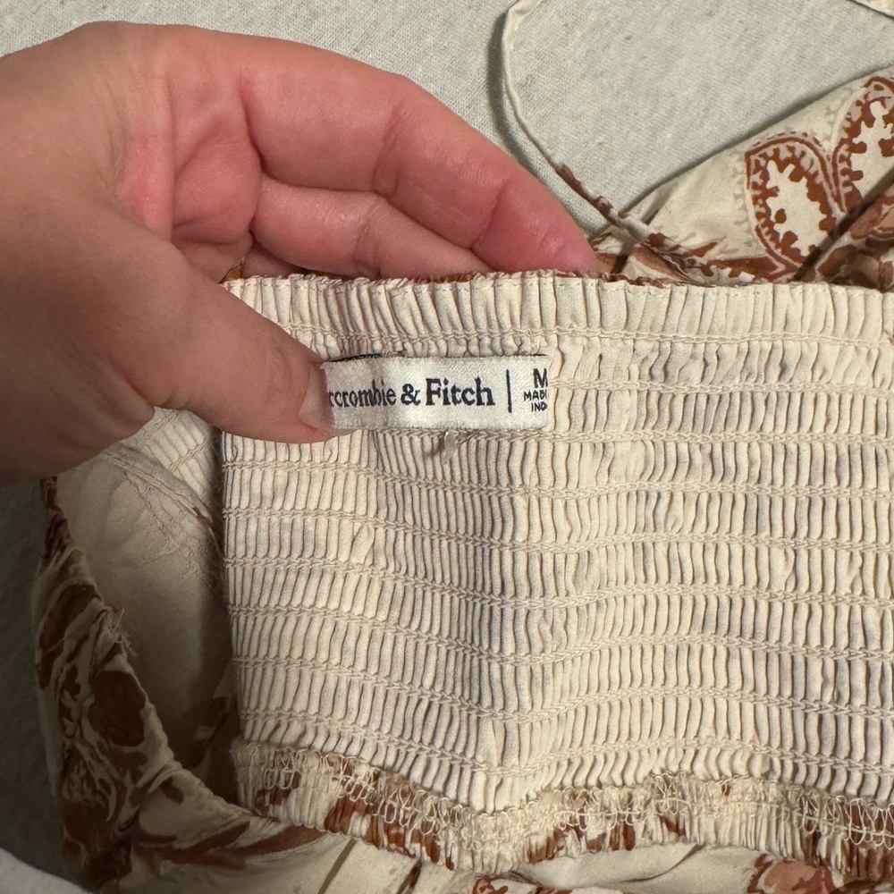 Abercrombie & Fitch Floral Cream and Brown Women's Medium Top - Picture 3 of 3